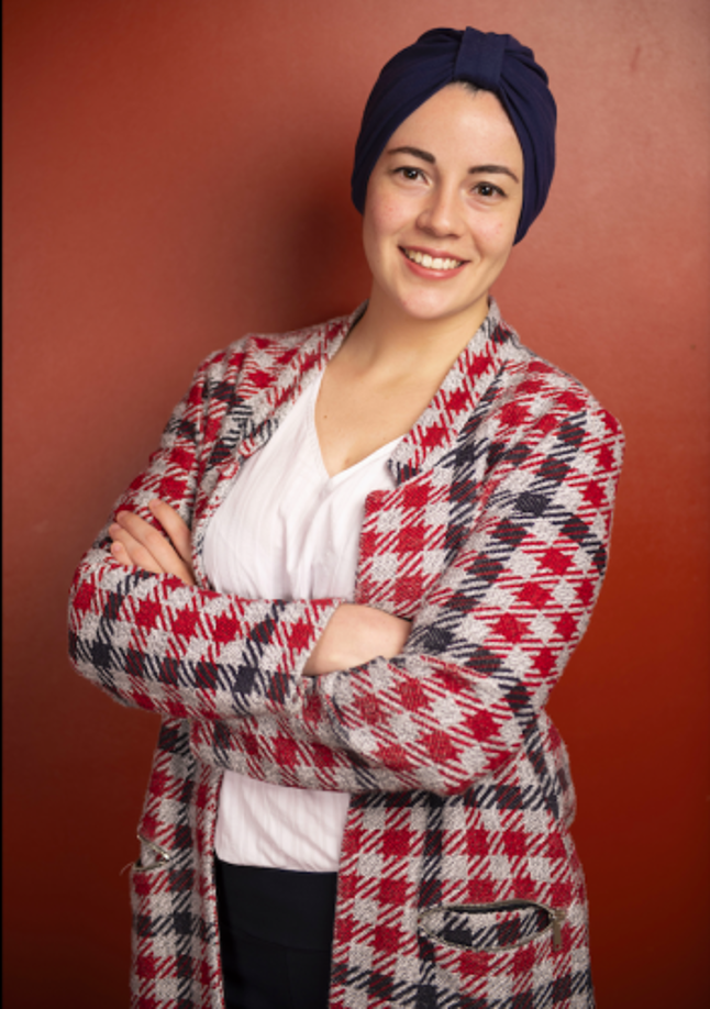 Además, la mujer acudió a la policía para interponer la denuncia en compañía del cónsul de México en Catar, Luis Ancona; sin embargo, la interrogaron en árabe, idioma que el cónsul desconocía, por lo que ella señala que no estaba preparado para atender una situación como esta.