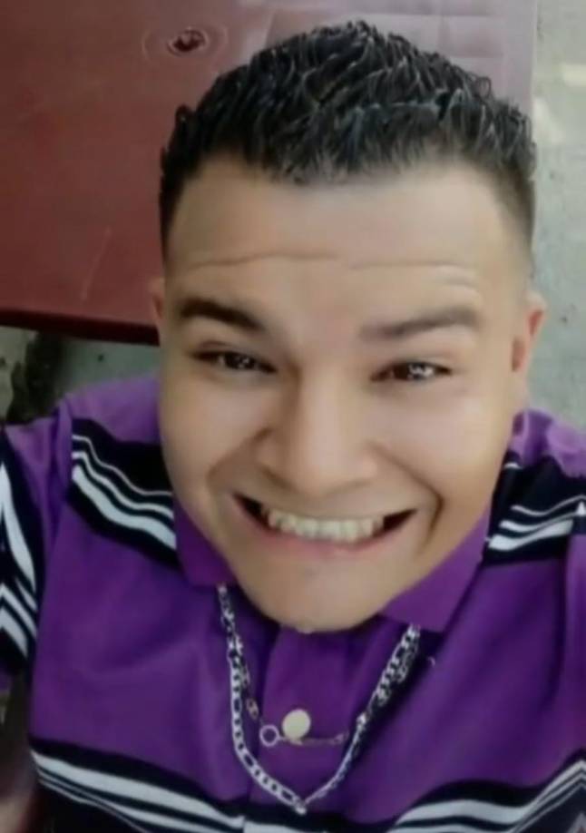 El conductor de la unidad de taxi fue identificado como Tobías Josué Castillo ( 28 años).