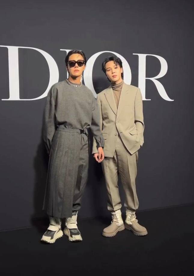J-Hope y Jim, cantantes de BTS en Dior.