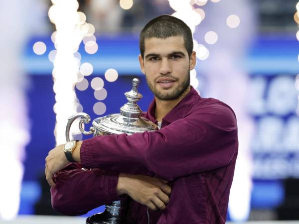 Carlos Alcaraz se proclamó este domingo campeón del Abierto de Estados Unidos por segunda vez en su carrera y recuperó el número uno del mundo.