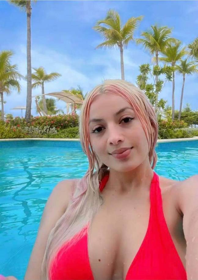 Así es Nixy Oviedo, la bella joven que le robó el corazón al futbolista hondureño Andy Nájar.