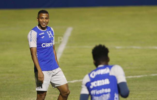 ¡Dos equipos de la Serie A de Italia quieren al hondureño Rigo Rivas!