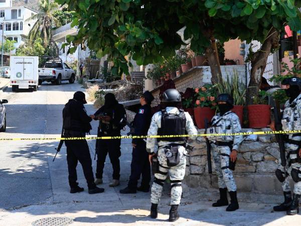 Escena en la que fue asesinado a tiros Eduardo Chávez Manzanares, director de la Policía Vial de México.