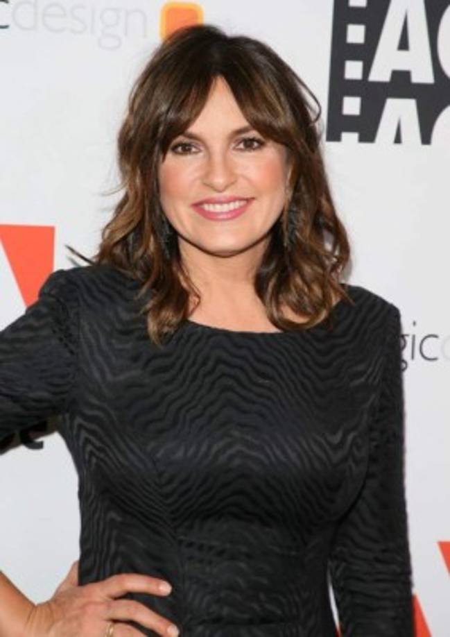 4. Mariska Hargitay<br/>$13 millones de dólares<br/><br/>La estrella de Law & Order: SVU ha logrado negociar una impresionante tarifa por episodio en la serie de NBC.<br/>
