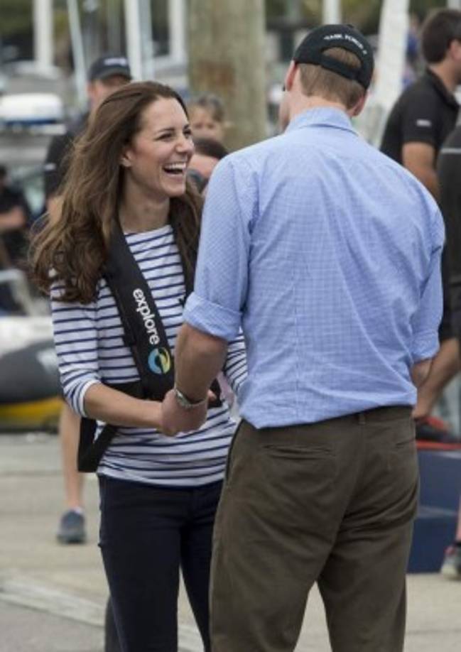 TOPSHOT - Princess Charlotte of Cambridge (R) waves at the media as she is led in with her brother Prince George of Cambridge (L) by their father Britain's Prince William, Duke of Cambridge, (C) at the Lindo Wing of St Mary's Hospital in central London, on April 23, 2018, to visit Catherine, Duchess of Cambridge, and their new-born brother, the Duke and Duchesses third child. <br/>Kate, the wife of Britain's Prince William, has given birth to a baby son, Kensington Palace announced Monday. 'Her Royal Highness The Duchess of Cambridge was safely delivered of a son at 11:01 (1001 GMT),' the palace said in a statement. The baby boy weighs eight pounds and seven ounces (3.8 kilogrammes).<br/> / AFP PHOTO / Daniel LEAL-OLIVAS