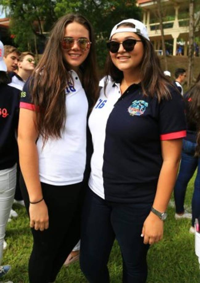 Dorita Bográn y Helena Rivera.