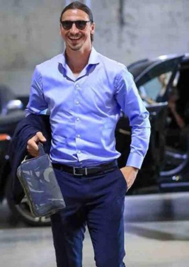 Zlatan Ibrahimovic ha declarado que no tiene ninguna intención de dejar LA Galaxy: '“Es un tema que hemos hablado con el club. Yo estoy para firmar por tres o cuatro años, pero le dije a los dirigentes que mejor ir año a año. Mi prioridad siempre fue LA Galaxy”, ha explicado.