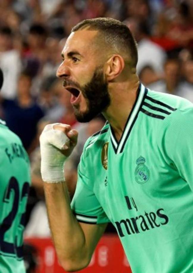 Benzema fue la figura del Real Madrid al marcar el gol del triunfo y con ello le dio el liderato al club blanco.