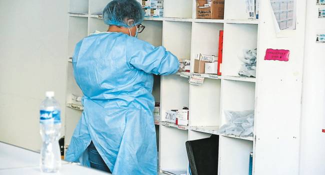 Farmacia. Desde el 5 de enero, los triajes de la capital vienen solicitando materiales y medicamentos.