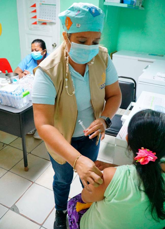En el Agas y Expocentro vacunarán contra el covid-19