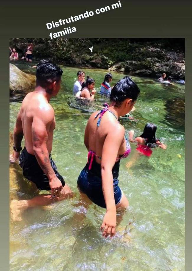 Iván López - El extremo zurdo del Real España disfrutó con su familia en esta Semana Santa 2022.