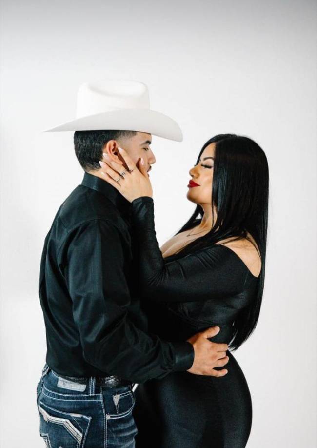 Las complicaciones causadas por las heridas de bala hicieron imposible que los médicos pudieran salvarla, según informaron sus familiares.