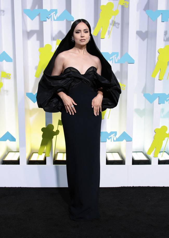 Sofía Carson, cantante, actriz, bailarina, y compositora estadounidense.