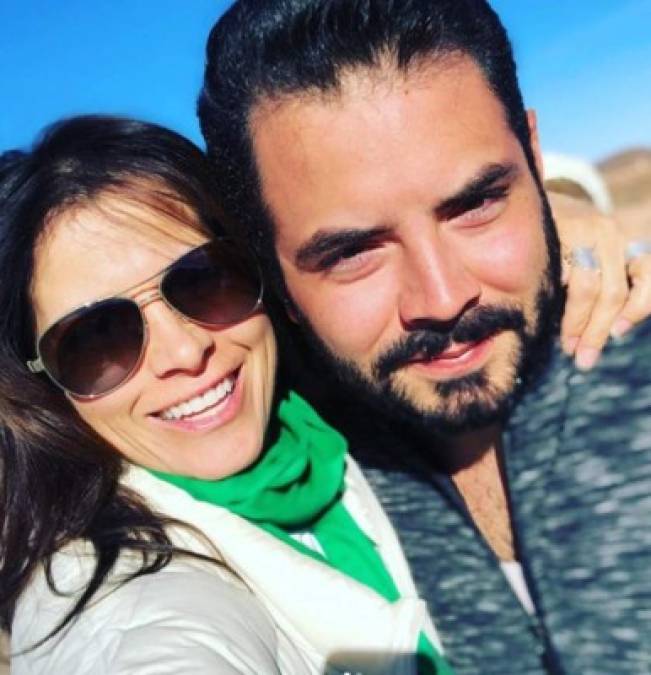 Alessandra Rosaldo ha demostrado que las peleas de Eugenio y Victoria no le afectan y en redes muestra su cariño por el hijo de estos, José Eduardo.