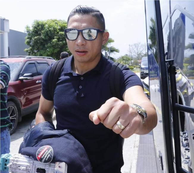 El director deportivo del Motagua, Emilio Izaguirre, arribó junto con el equipo.