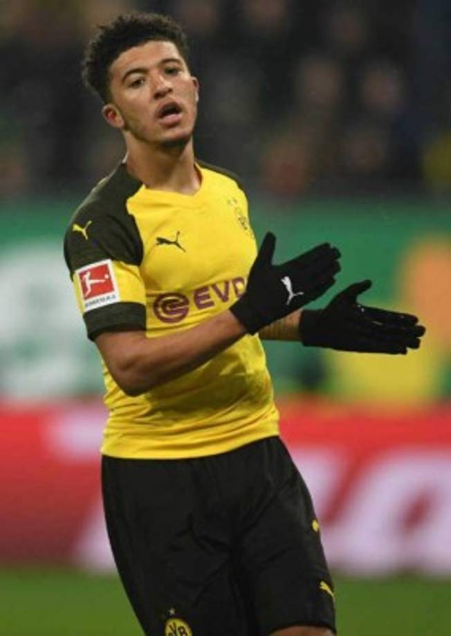 Jadon Sancho: Luego de su gran temporada con el Borussia Dortmund de Alemania, ha despertado el interés de varios clubes. Según Mirror, a día de hoy existen dos claros favoritos para fichar al extremo inglés, el Manchester United y el PSG. Según la misma información, el precio no bajará de 100 millones de euros.