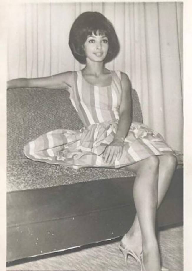 'Ha sido un descubrimiento en mi vida esto del Instagram. Nunca planeé tener uno, no tengo ni idea de las redes sociales, pero apareció un niño de 17 años en El Salvador que era mi fan y la hizo. Empecé a ver las cosas tan bonitas que ponían para mí, que verdaderamente dije '¡wow!'. Entonces le hablé a mi sobrino, de 17 años, para abrirla y él es el que me ayuda y se ha ido haciendo así, y con el cariño del público, porque todo lo que es TikTok, la gente lo ha sacado de películas y de telenovelas'.