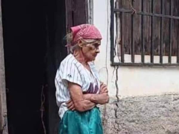 Fotografía en vida de doña Carmela Maldonado.