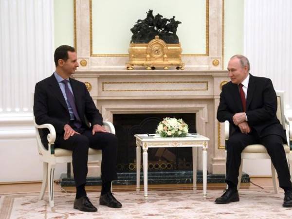 Putin aún no se ha pronunciado sobre la derrota de Asad ante los rebeldes.