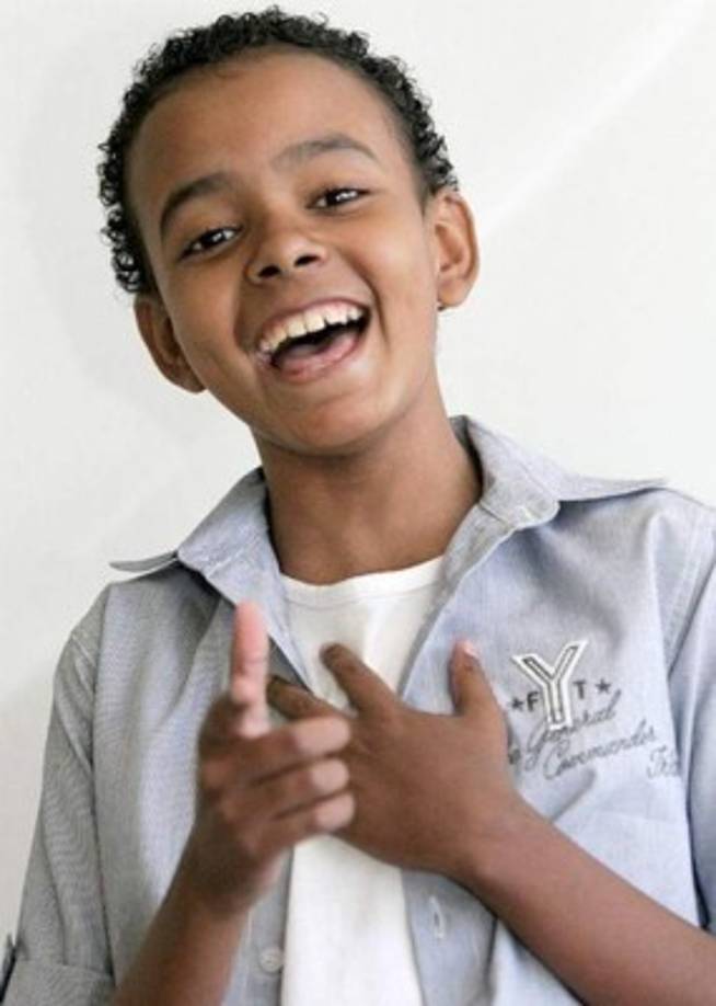 Jotta es el menor de tres hermanos, nació el 08 de octubre de 1997 en la villa Angélica, en las afuera de Sorocaba, Brasil.<br/><br/>