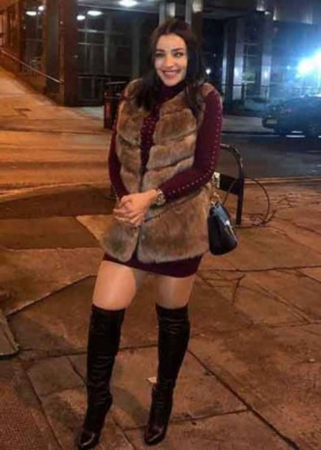 Virginia Varela, la bella esposa de Emilio Izaguirre, es una chica encantadora. No cabe duda que anda cautivando en Dubai.