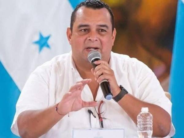 <b>Jorge Aldana agradeció a su guardia personal y pidió evitar especulaciones sobre los acontecimientos del jueves.</b>