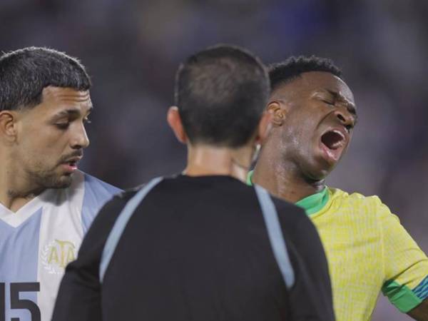 Vinicius y el resto de sus compañeros de Brasil vivieron una pesadilla en Buenos Aires al ser humillados por Argentina.