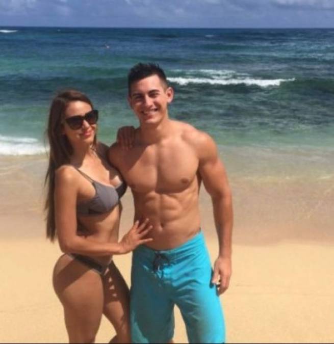 Fue así como el gamer, mejor conocido como FaZe Censor, decidió dar por terminada su relación amorosa con la 'chica más sexy del clima' tras tres años de relación.