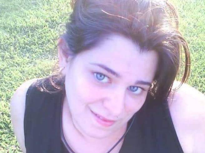 Fina y Carandente (ambos son de Palermo) habría conocido a Barreca durante reuniones de oración en una iglesia evangélica