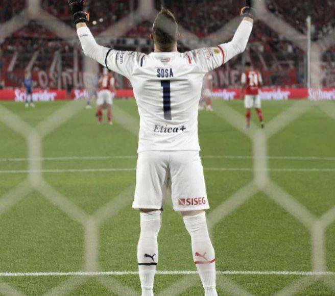 Los futbolistas fueron denunciados por violación por una joven periodista deportiva, oriunda de la provincia de Tucumán en Argentina. La mujer, en los últimos días, amplió su declaración ante la Justicia brindando detalles del caso.