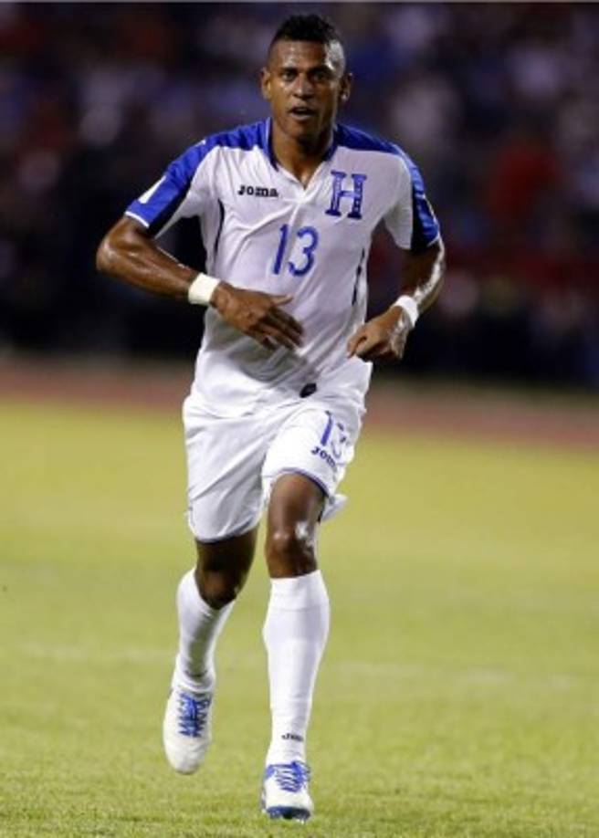 Carlo Costly es el favorito de la afición catracha. El delantero recibió el 18.68 % de los votos de la encuesta.