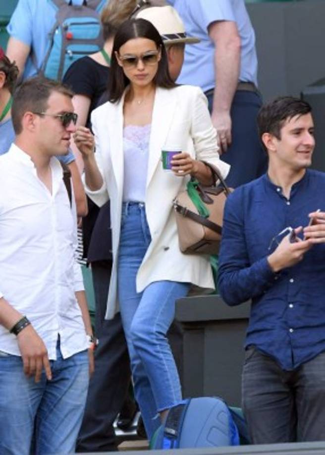La presencia de Irina Shayk en Wimbledon acaparó todas las miradas. La modelo es una de las más cotizadas en el mundo de la moda.