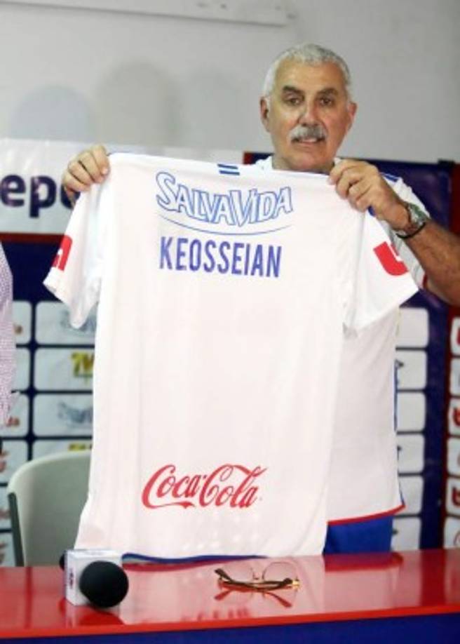 Keosseián le dejó un mensaje a los aficionados del Olimpia: 'Voy a defender está camiseta como lo he hecho con todas'.