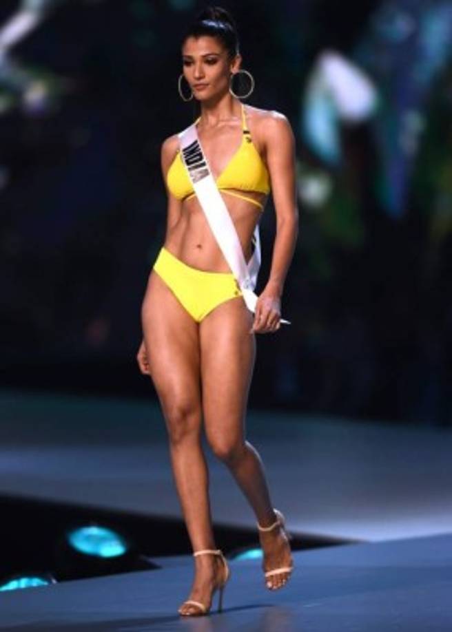 Otra concursante del top de la Miss Universo 2006 es Nehal Chudasama de India.