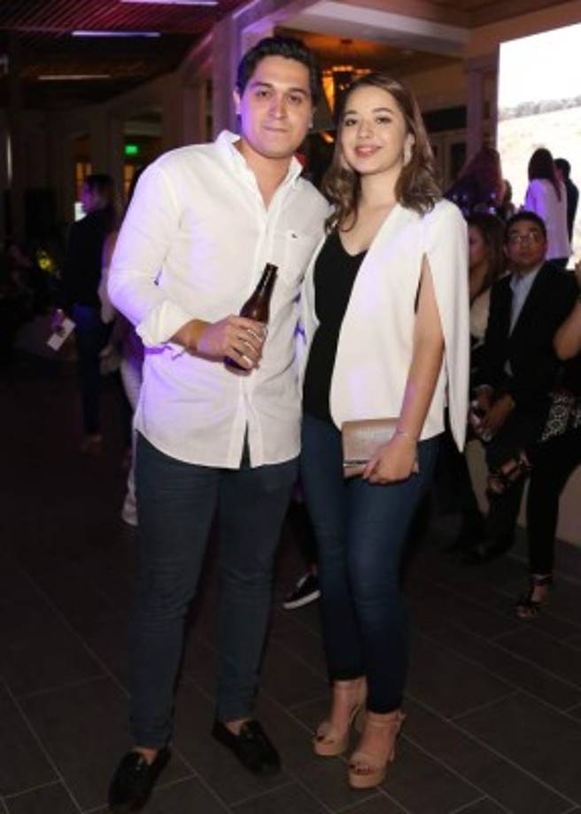 Kenneth David y Paulina Gómez.