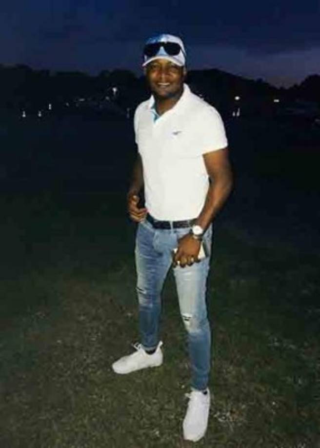 Yul Arzú: Tras descender con la Real Sociedad, el portero hondureño de 31 años de edad decidió irse para Estados Unidos en donde juega burocráticamente.