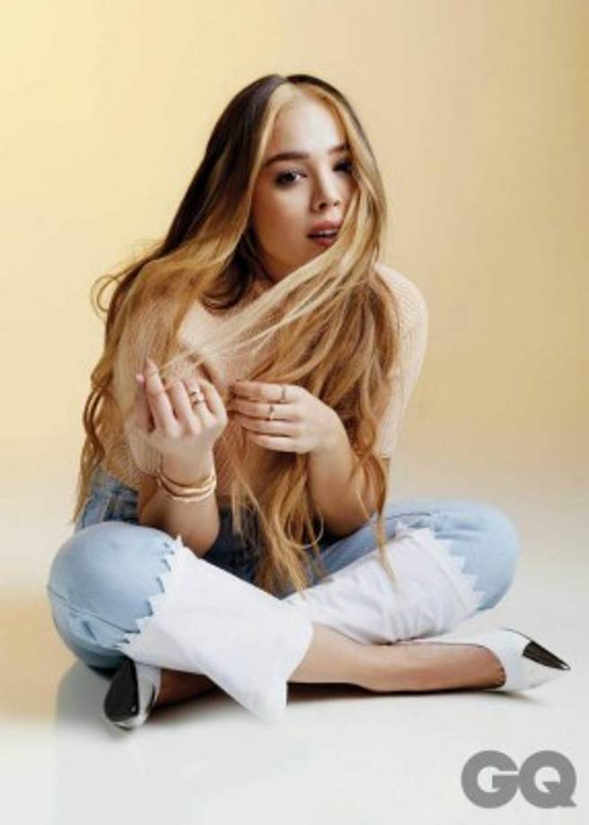 'Es algo que tu mamá siempre te dice que no debes hacer y que siempre haces: 'no tomes nada de extraños, que nadie agarre tu vaso, no te ligues a extraños en cualquier lugar'. Seamos conscientes que, por más fuertes y más independientes que seamos, no sabemos las intenciones de los demás', afirmó.