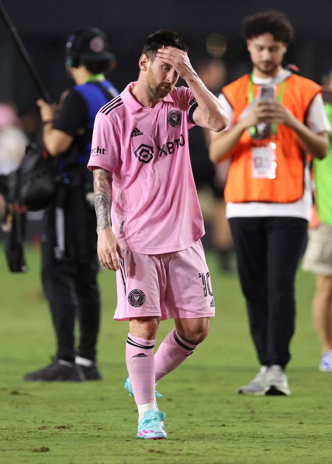 Al rosarino se le vio triste tras el pitazo final. Sabía que era importante ganar, pero fallaron y quedaron fuera.