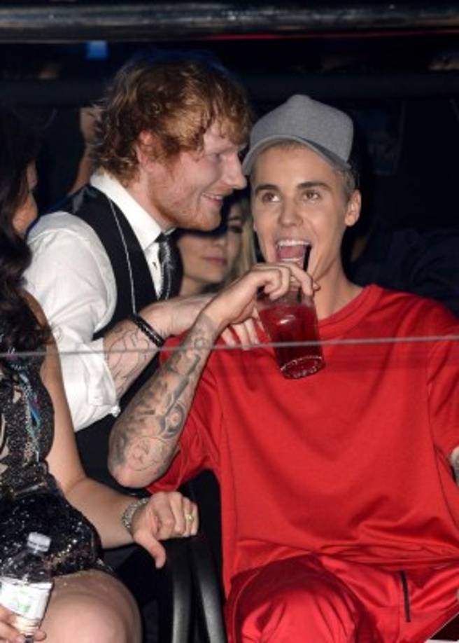 El canadiense quedó tan feliz por lo que le dijo Ed que no paró de sonreír.