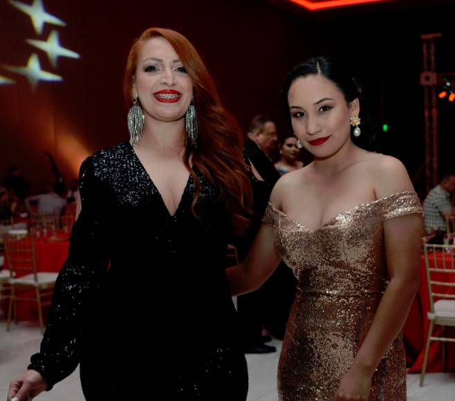 Wendy Flores y Paola Roque