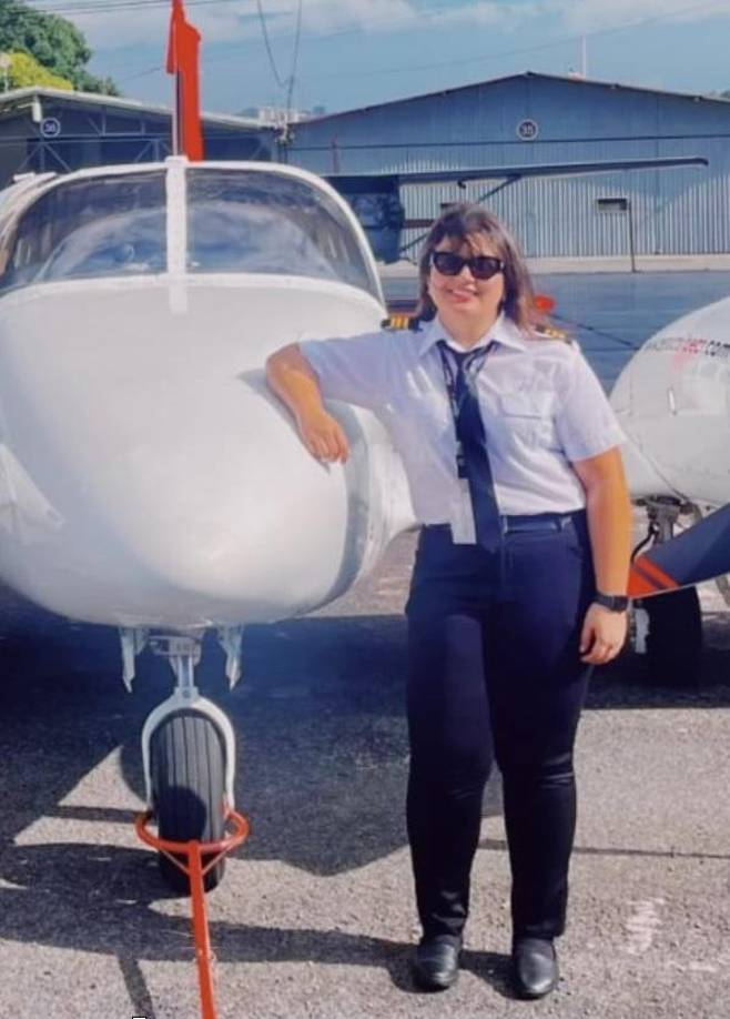  La copiloto Ruth Mora, de 26 años de edad, también falleció en el siniestro.