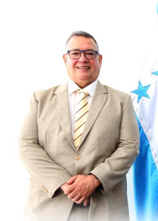 ”Mi inclusión en la Lista Engel solo demuestra que la mista es hecha bajo criterios políticos y no defiende ni la democracia ni la honradez”, escribió Salgado. 