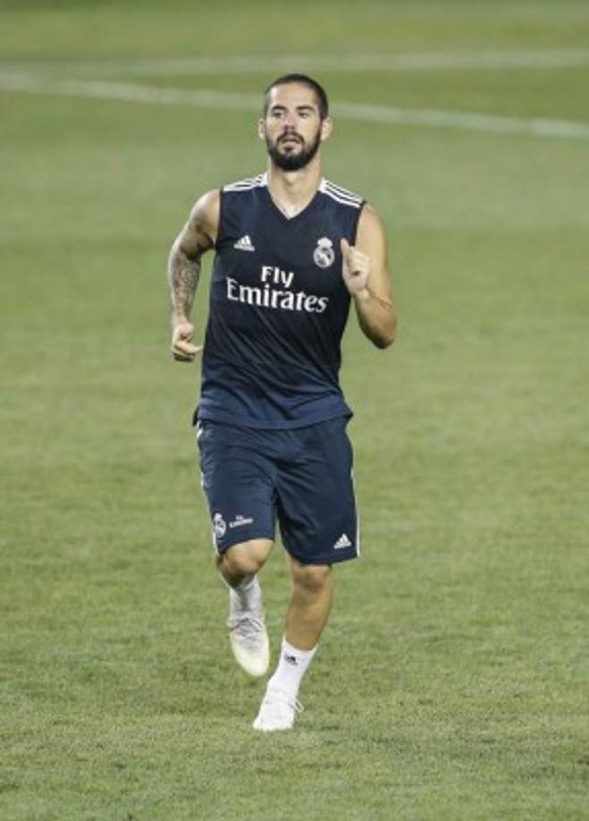Isco: El mediocampista sería una de las grandes sorpresas en el mediocampista del Real Madrid. Al parecer cuenta con la confianza de Lopetegui.