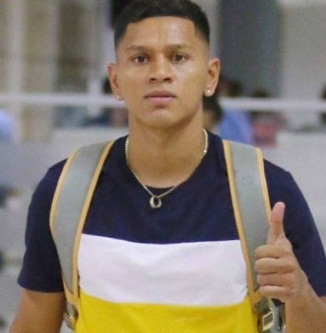 Bryan Moya: Para sorpresa de muchos, el mediocampista hondureño es nuevo jugador del club Primero de Agosto de la primera división de Angola. En los últimos meses el futbolista catracho estaba viviendo en Colombia, debido a que había firmado para las Águilas Doradas.