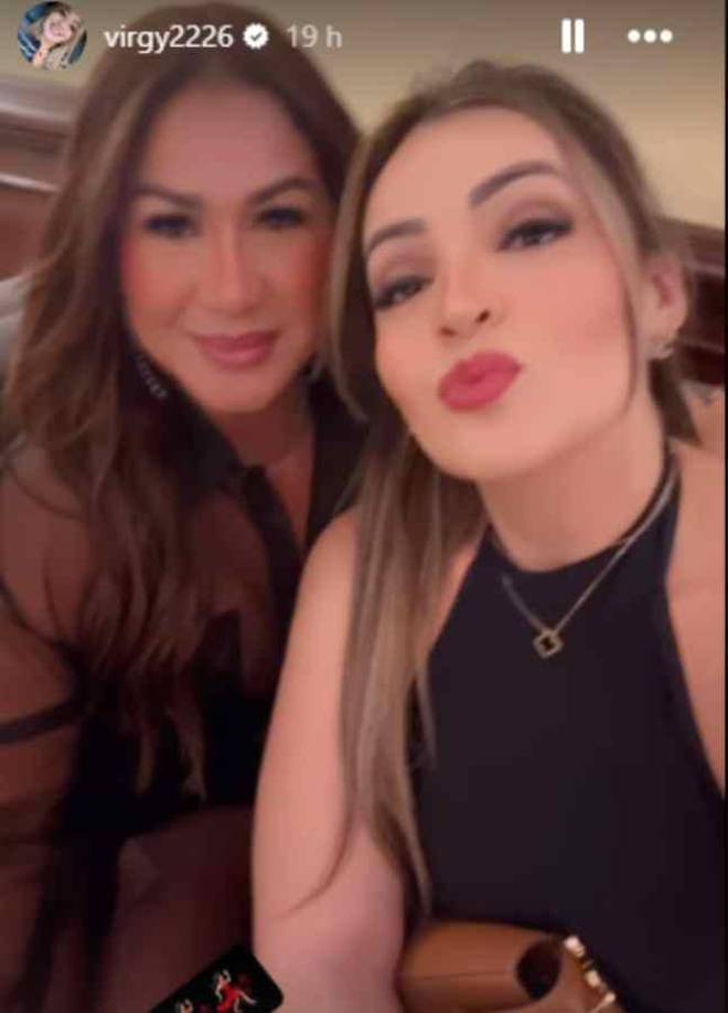 Virginia compartió en sus redes sociales lo animada que estaba por el concierto del grupo Aventura ya que es fans de ellos. 