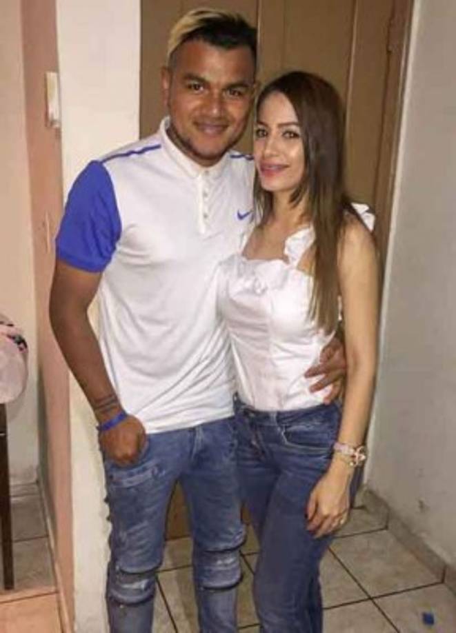 Erika Cabrera: Es la esposa de Mario Martínez, volante del Real España.