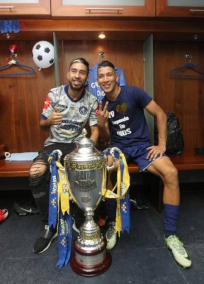 Santiago Vergara festejó dos campeonatos de Liga Nacional con Motagua.