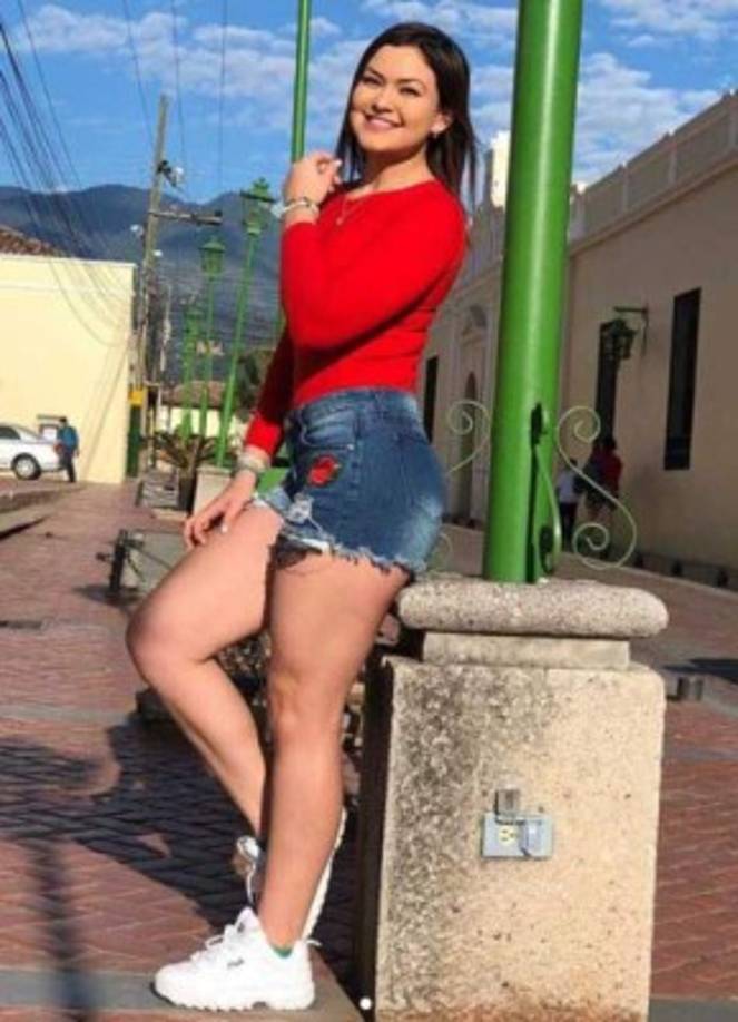 La novia de Romell Quioto es originaria de Santa Bárbara, pero labora en Tegucigalpa.