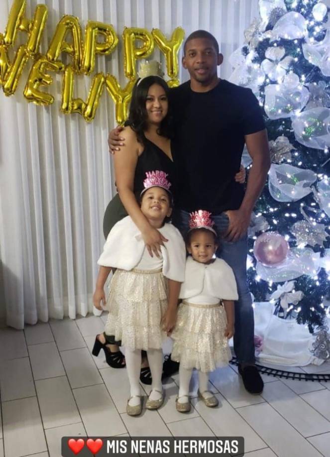 Buba López: Portero del Real España que estuvo al lado de sus adoradas hijas y su esposa.