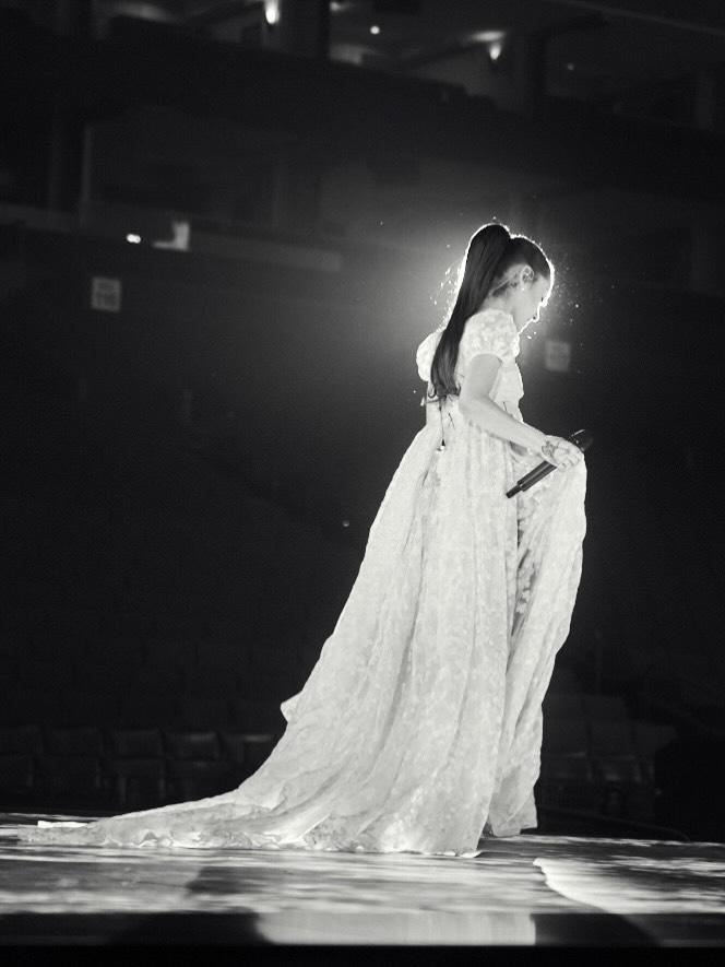 Los grandes cambios de Ariana Grande en su gira de regreso: prioriza su voz